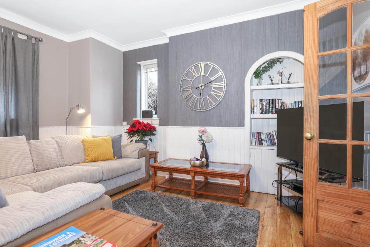 Beautiful 4 Bedroom Cottage - Ideal Location - Free Parking Edinburgh Luaran gambar