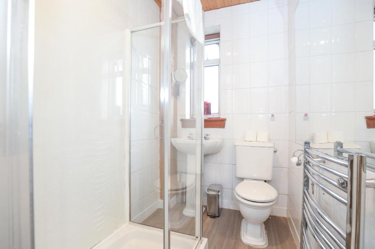 Beautiful 4 Bedroom Cottage - Ideal Location - Free Parking Edinburgh Luaran gambar