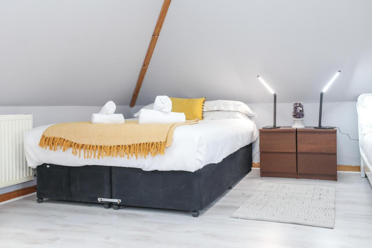 Beautiful 4 Bedroom Cottage - Ideal Location - Free Parking Edinburgh Luaran gambar