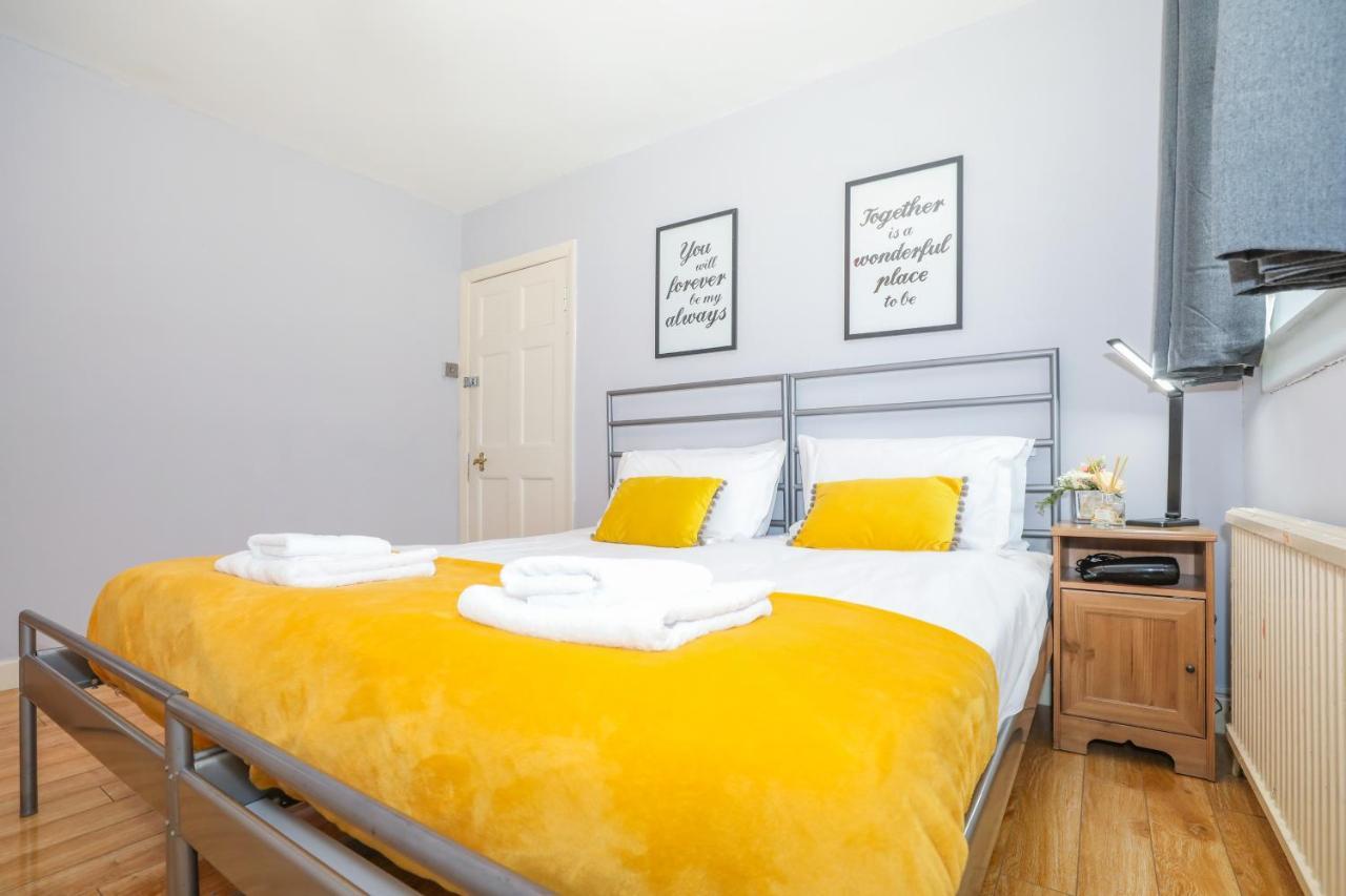 Beautiful 4 Bedroom Cottage - Ideal Location - Free Parking Edinburgh Luaran gambar
