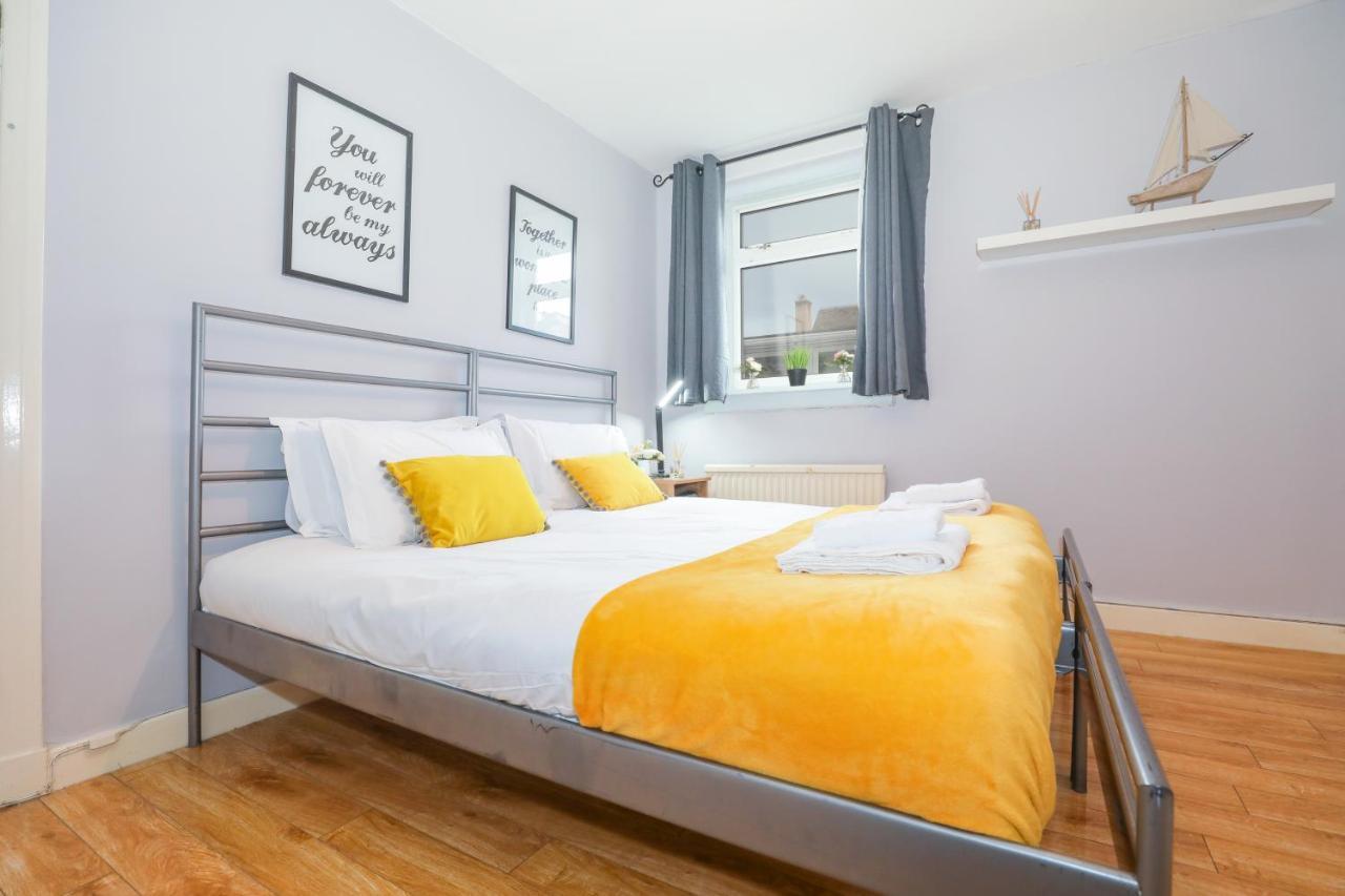 Beautiful 4 Bedroom Cottage - Ideal Location - Free Parking Edinburgh Luaran gambar