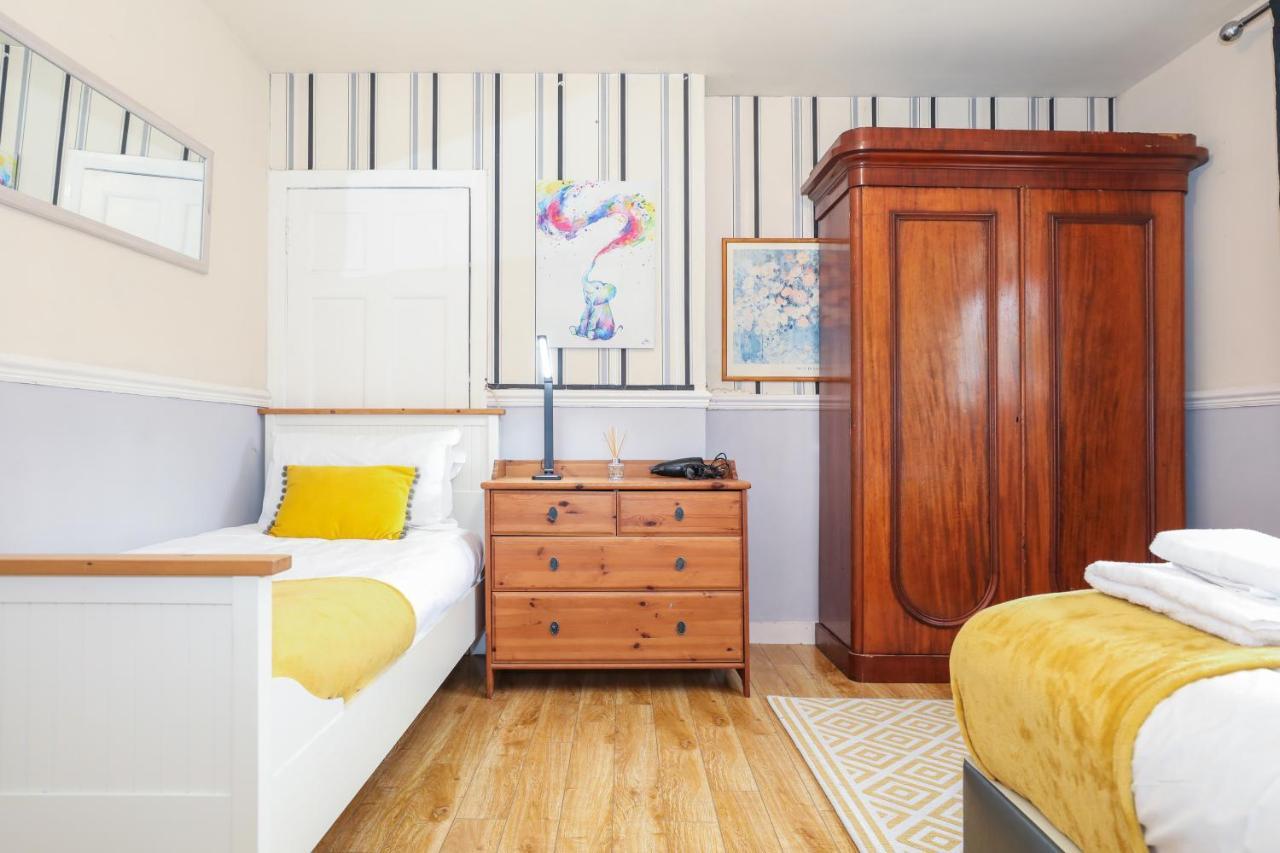 Beautiful 4 Bedroom Cottage - Ideal Location - Free Parking Edinburgh Luaran gambar